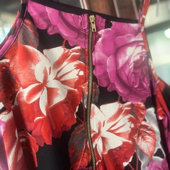 Cold Shoulder Ruffle Top - Picture 6 of 8